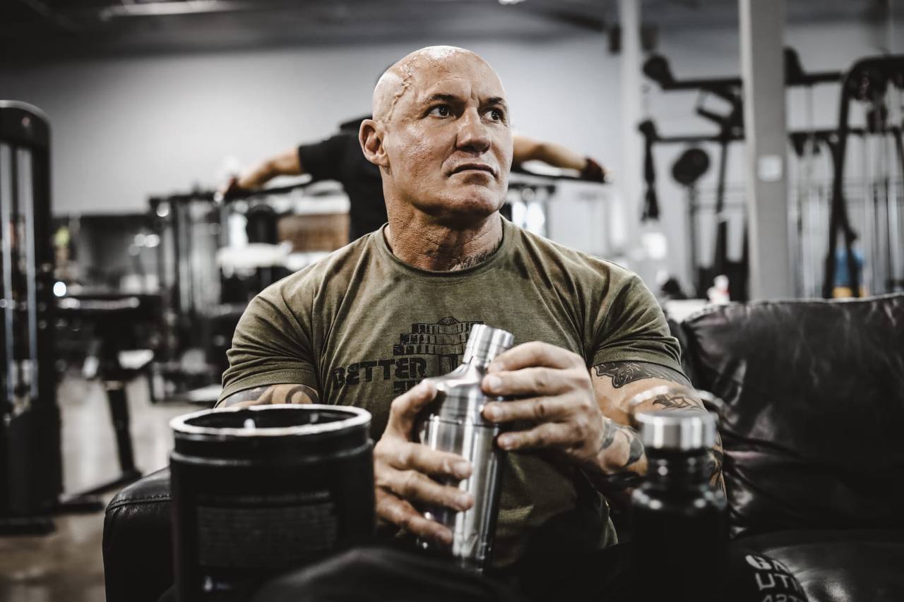 Bild på metall shaker på gymmet